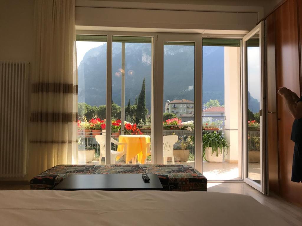 Eagle Rooms Riva del Garda Ngoại thất bức ảnh